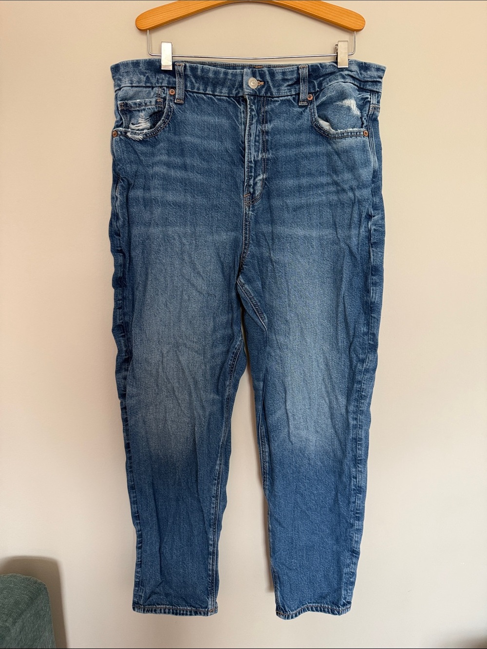 American Eagle Outfitters Medium Blue Denim Jeans - Size 16
